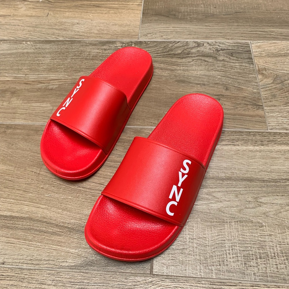 Slides/Sandals